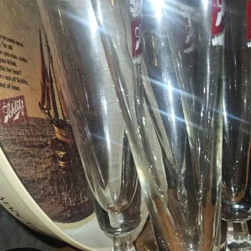 4 Vintage Schlitz Beer Footed Pilsner Glasses